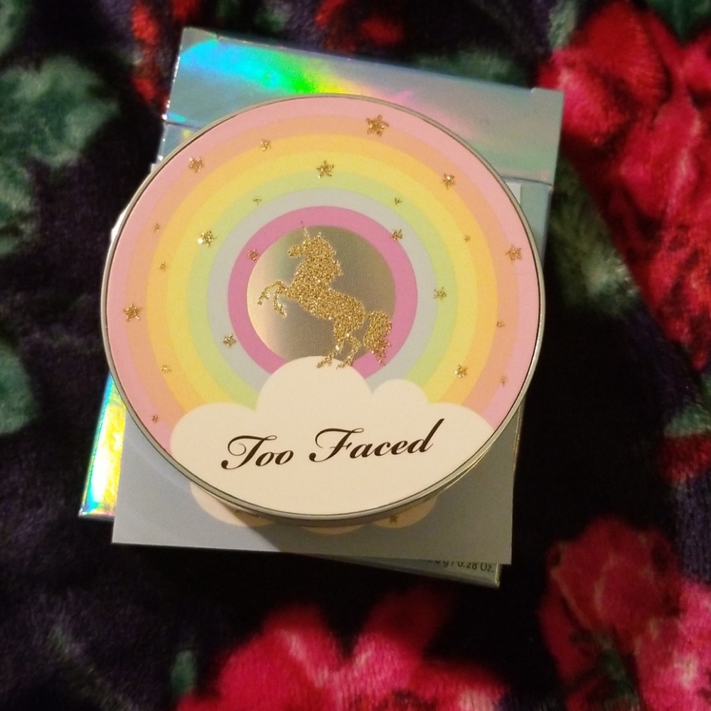 Too Faced Highlighter